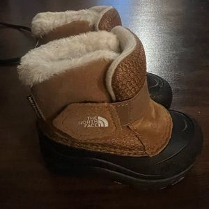 Northface toddler snow boots